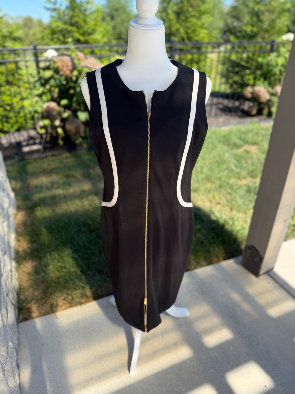 Calvin Klein Black Sleeveless Sheath Dress with White Piping and Gold Zip